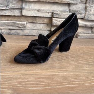 Bella Vita velvet block heels